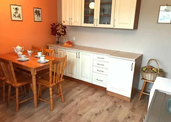 Goscinne Pod Magnolia